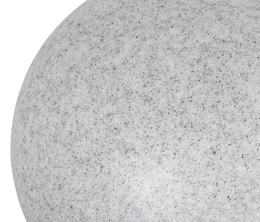 Nahaufnahme einer Kugelleuchte mit smartem WiZ-LED-Leuchtmittel.