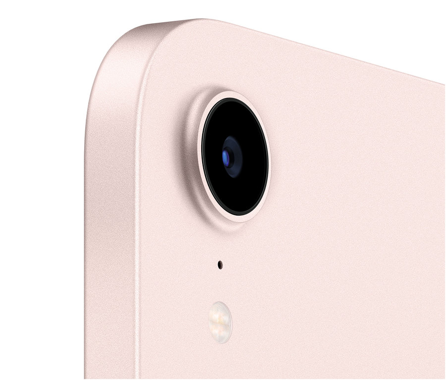 Detailaufnahme eines rosafarbenen Apple iPad mini mit WiFi 2021 8,3" 256 GB, das die Kamera zeigt.