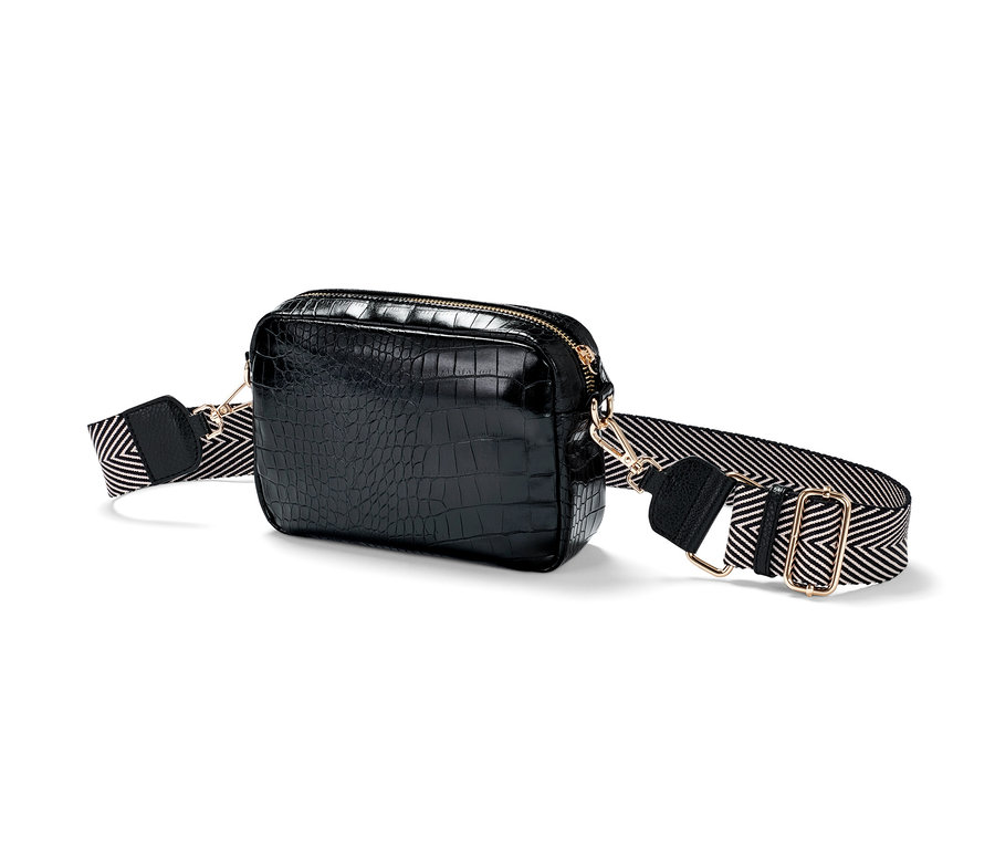 Schwarze Tasche mit Wechsel-Taschengurt.