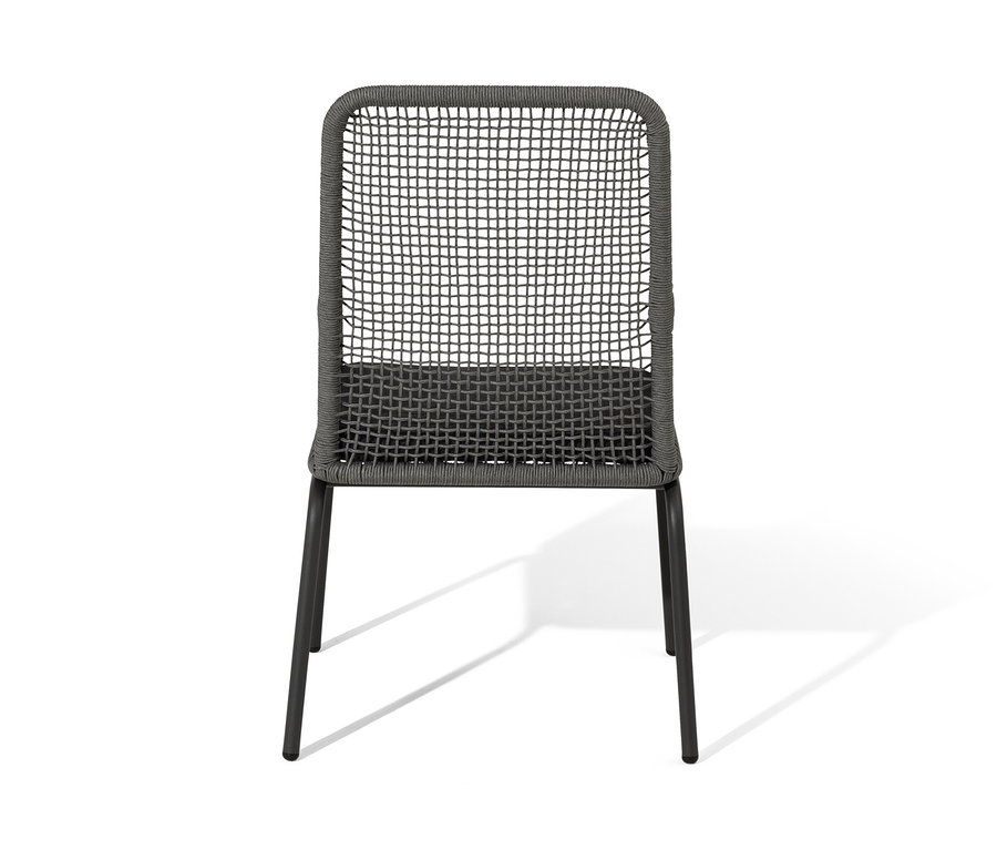 Detailansicht eines Hochlehners mit Textilgeflecht.