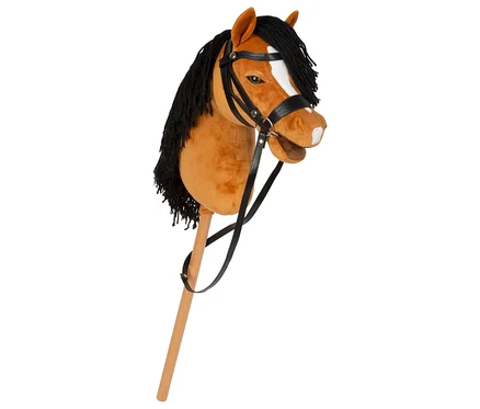 Nahaufnahme von small foot Hobby-Horse »Melodie« mit braunem Kopf, schwarzer Mähne und Zaumzeug auf einem Holzstab.