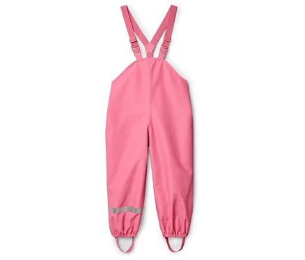 Pinke Regenhose mit verstellbaren Trägern und reflektierenden Streifen an den Beinenden.