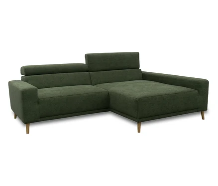 Grünes DOMO Sofa „Malmö“ mit Longchair rechts, verstellbaren Kopfstützen und Holzfüßen.