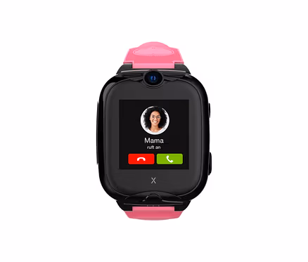 Nahaufnahme der Xplora XGO2 Kinderuhr in Pink, die einen eingehenden Anruf von "Mama" anzeigt.