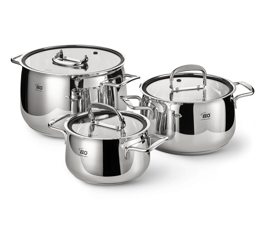 Drei verschieden grosse Edelstahlkochtöpfe mit Deckel aus dem Platzspar-Topf-Set »Mystery«.