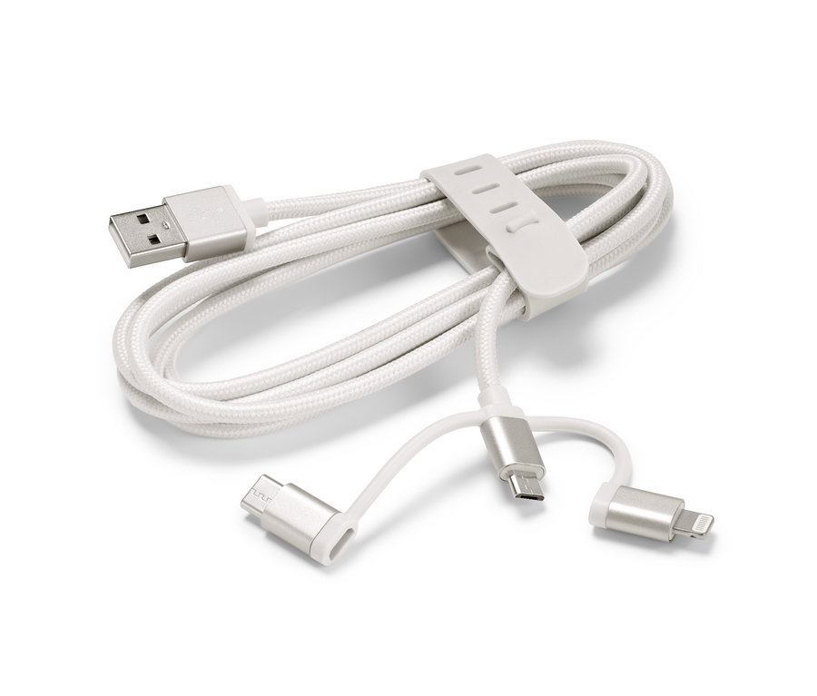 Ein graues 3-in-1-Ladekabel ist auf einem weißen Hintergrund aufgerollt.