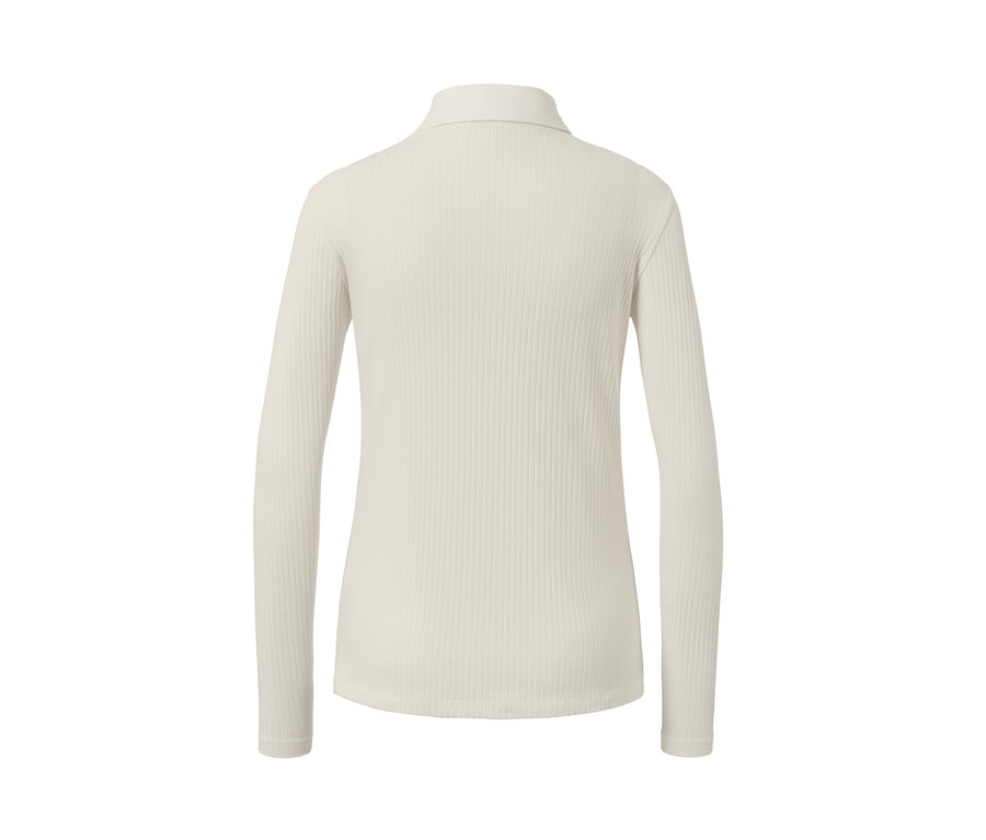 Rückansicht des gerippten Langarmshirts mit Polokragen in Creme.