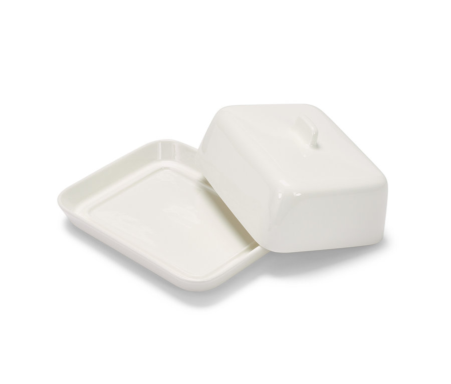 Weiße Butterdose mit Deckel.