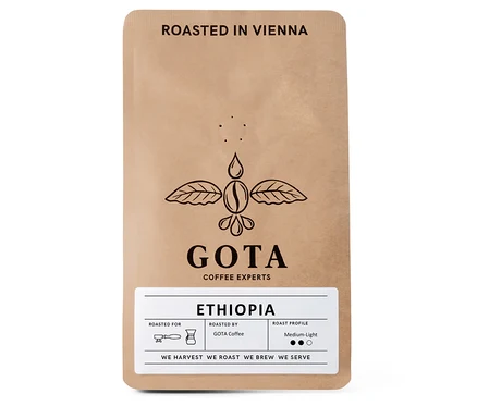 Eine Packung Gota Coffee - Ethiopien Omni-Roast - 250 g Ganze Bohne. Auf der Packung befindet sich das Gota Coffee Logo und der Schriftzug Roasted in Vienna.