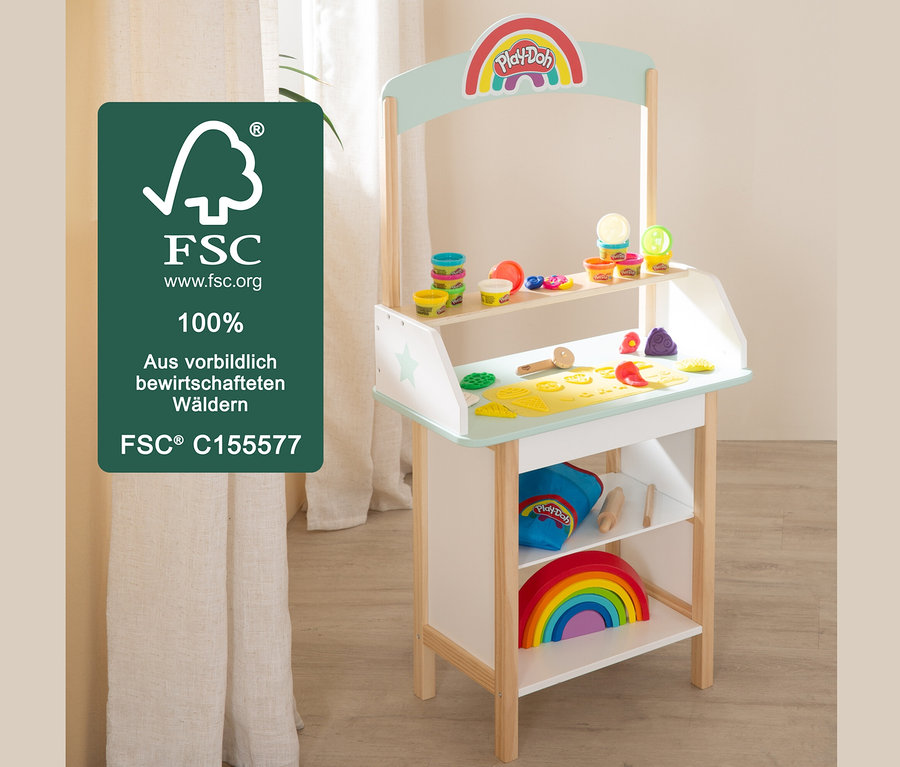 Ein roba x Play-Doh Eisstand aus Holz mit Knete und Zubehör.