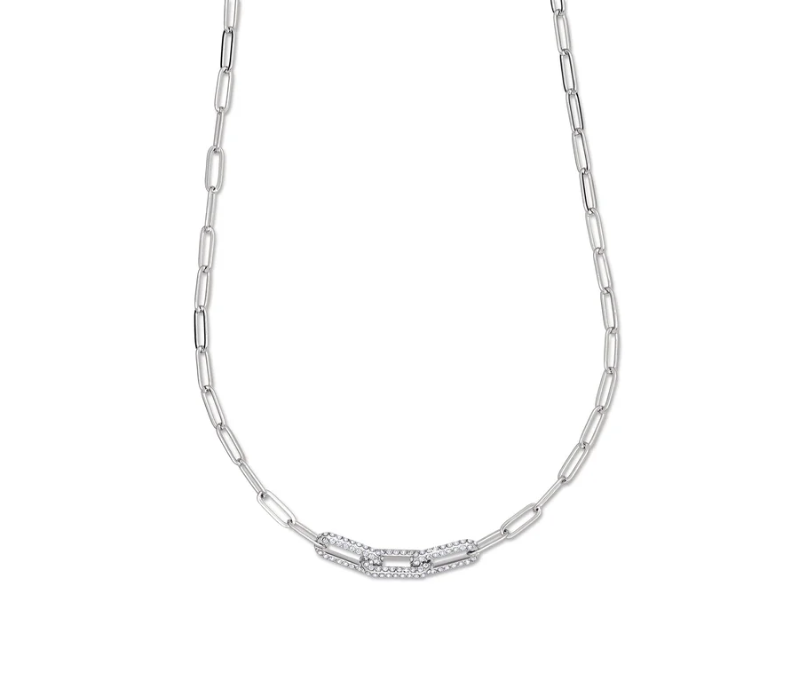 Silberne Gliederkette mit einem dekorativen Glied in der Mitte.