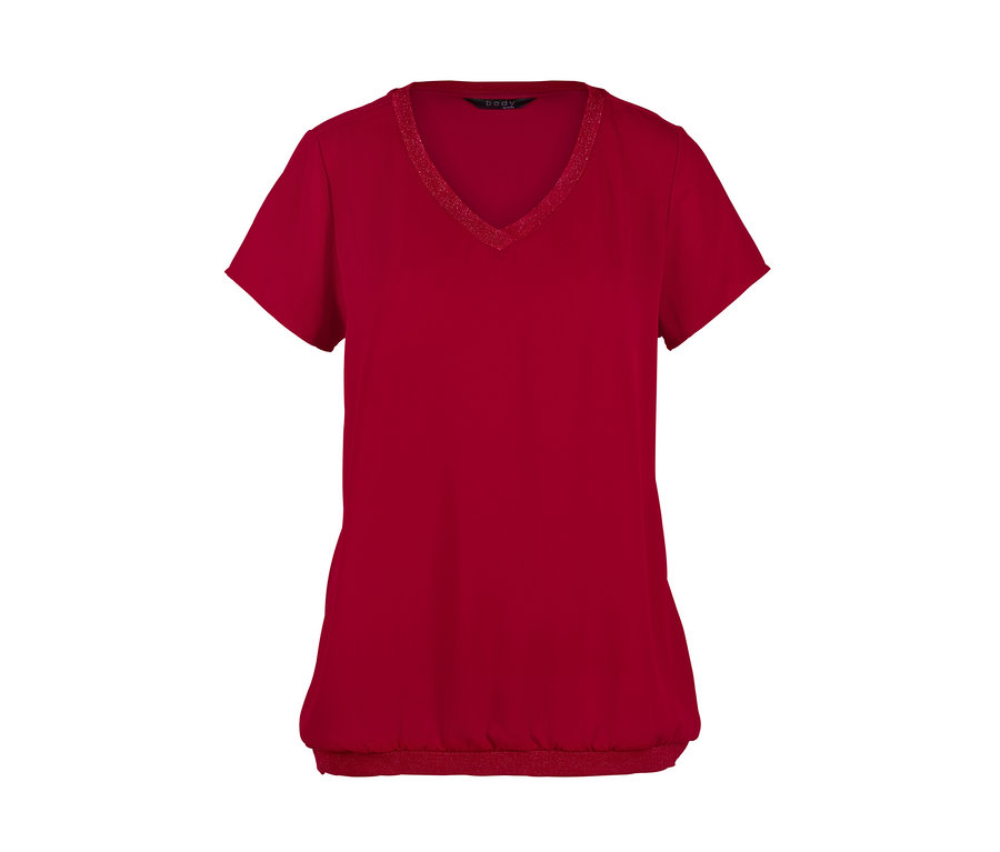 Ein rotes Blusenshirt im Materialmix mit kurzen Ärmeln und V-Ausschnitt.