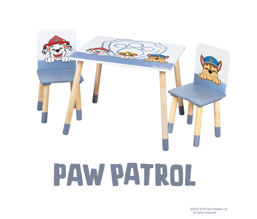 Kindertisch mit zwei Stühlen, verziert mit Paw Patrol Motiven.