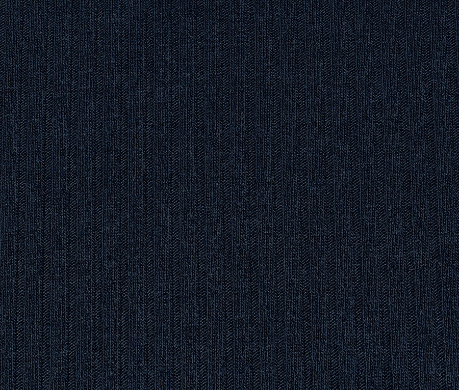 Detailaufnahme der Textur eines Jumpsuits.