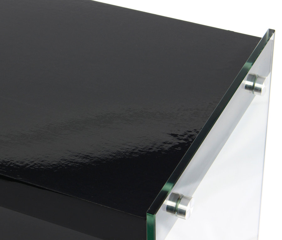 Detailansicht des schwarzen Kayoom Standregals „Elementary 125“ mit Glasscheiben.