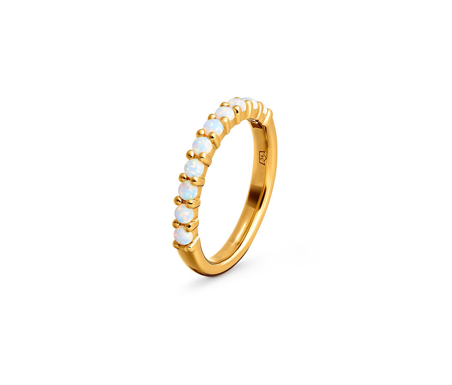 Goldener 925 Silber Ring mit synthetischen Opalen.