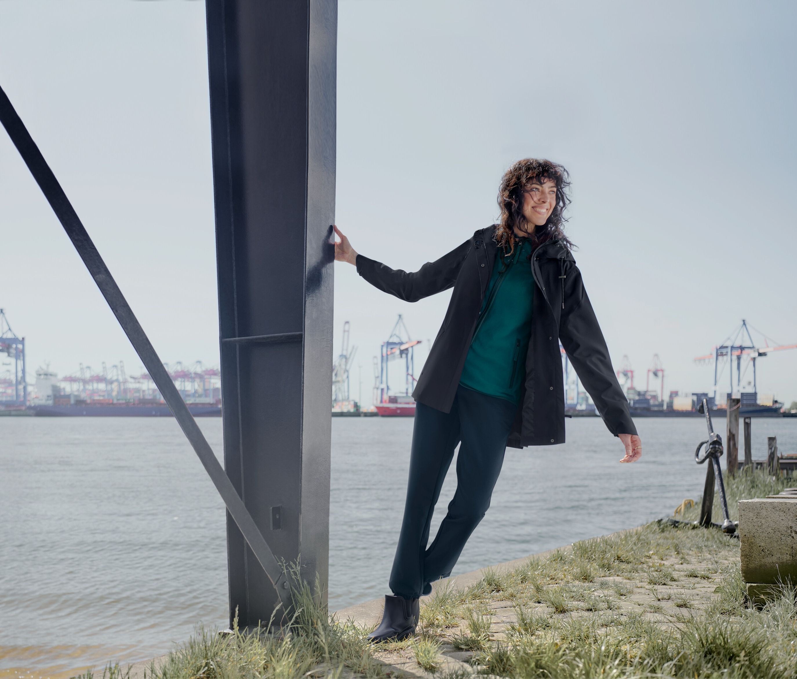 Thumbnail - Tchibo - Softshell-Joggpants - Damen - Gr. 42 - dunkelblau