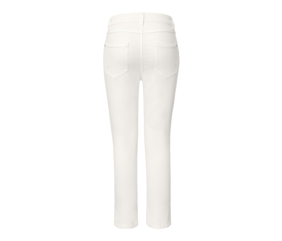 Rückansicht einer weißen Slimfit-Jeans.