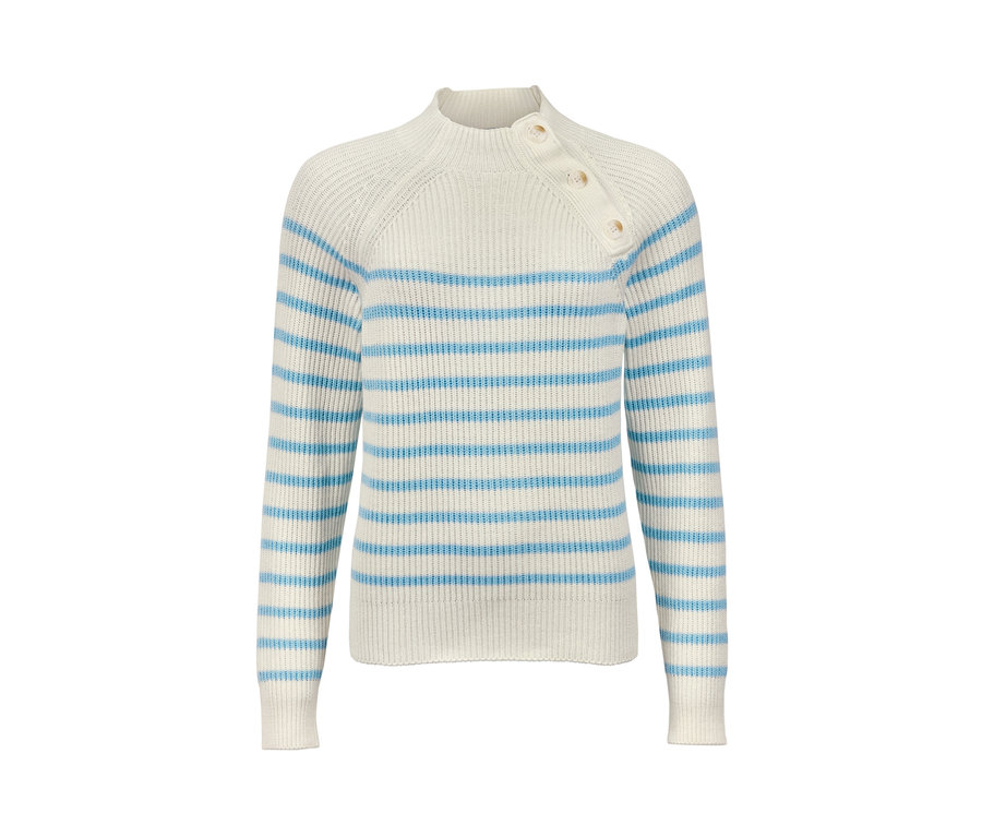 Cremefarbener Strickpullover mit hellblauen Streifen und Knopfdetails.