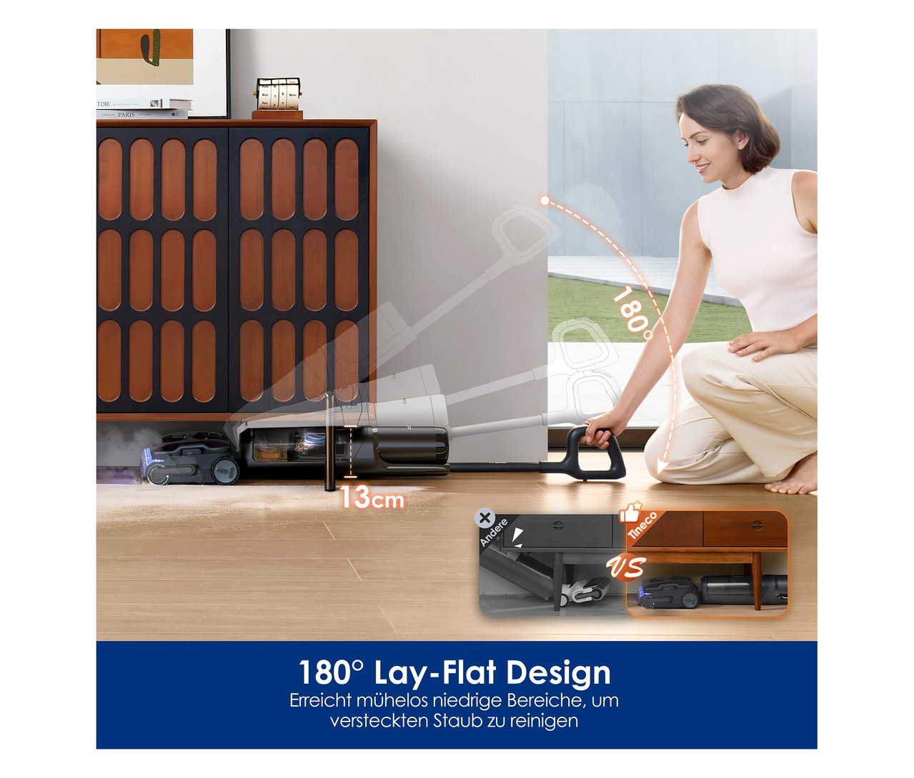 Frau kniet und demonstriert den Tineco Nass-Trockensauger »S7 Stretch Steam Plus«, der unter einem Schrank reinigt.
