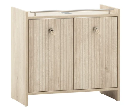 Ein beiger Holzschrank mit zwei Türen und silbernen Griffen mit Seildetails steht vor einem weißen Hintergrund.