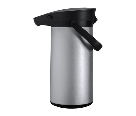 Filbii 2L Thermoskanne silber Tchibo mit schwarzem Deckel und Griff.