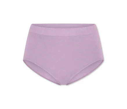 Ein einzelner lila High-Waist-Slip mit geripptem Bund auf weißem Hintergrund.