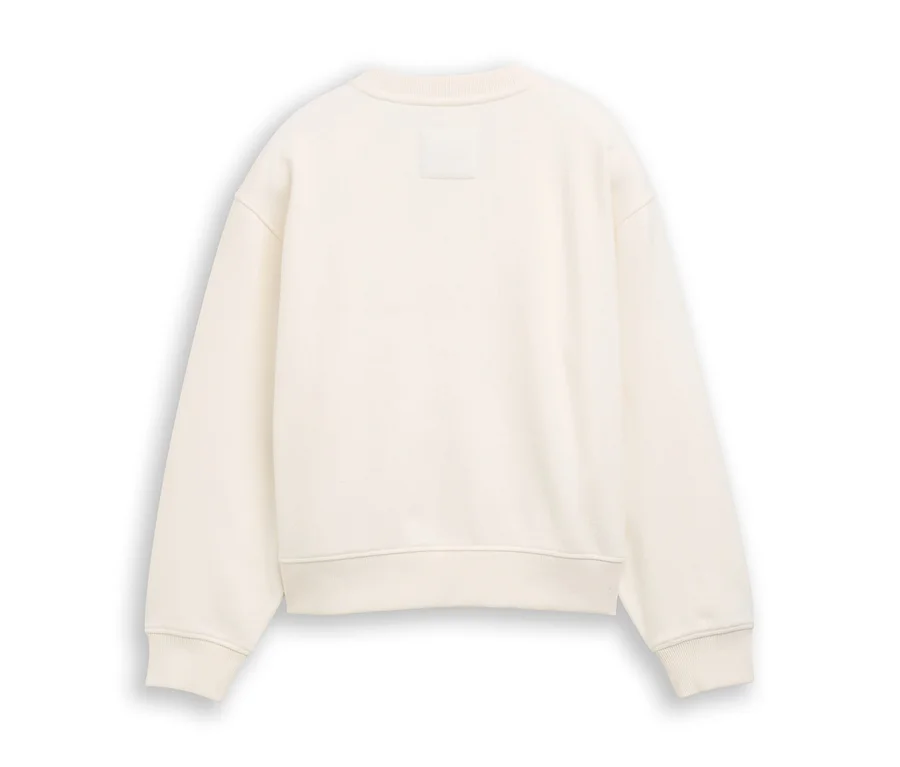 Cremefarbenes Sweatshirt von hinten, mit gerippten Bündchen, geripptem Saum und einem kleinen Etikett im Nackenbereich.