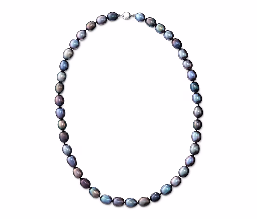 Collier aus Süßwasserzuchtperlen »Premium Collection« auf weißem Hintergrund.
