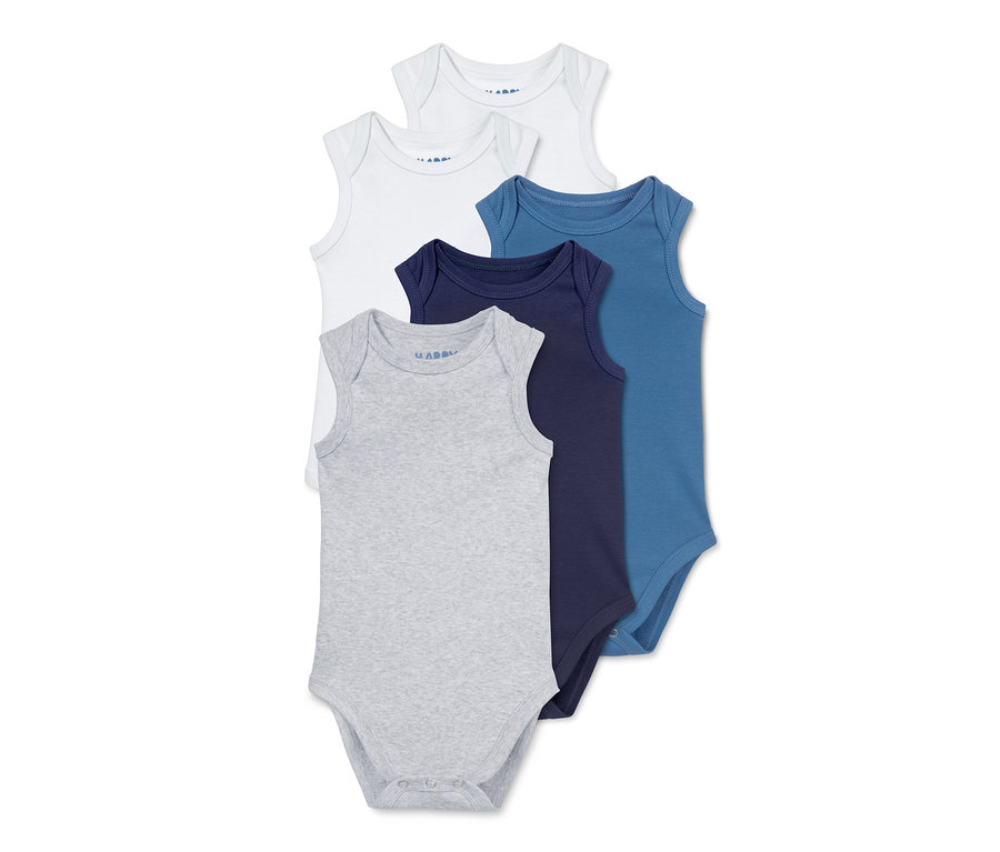 Fünf ärmellose Babybodys in Weiß, Grau und Blau.