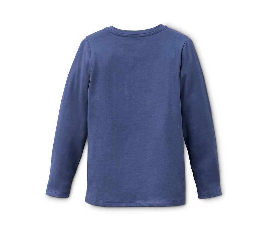 Nahaufnahme eines blauen Jersey-Langarmshirts aus Bio-Baumwolle.