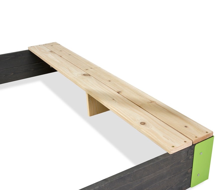 Detailansicht des EXIT Holz-Sandkastens »Aksent«.