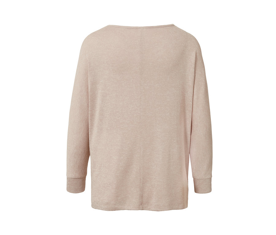 Beiges Fledermausshirt von hinten.