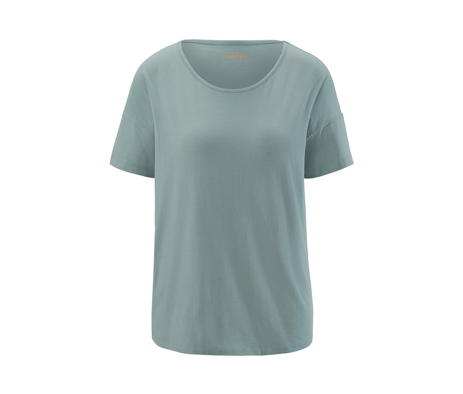 Ein mintgrünes 7/8-Pyjama-Oberteil auf weißem Hintergrund.
