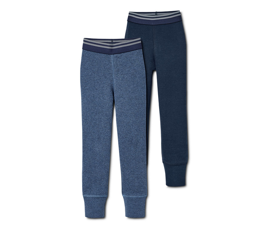 Zwei Paar lange, blaue Unterhosen.