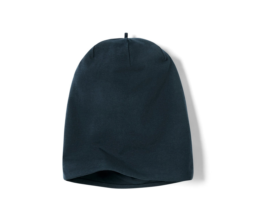 Eine dunkelblaue Kinder-Jerseymütze.