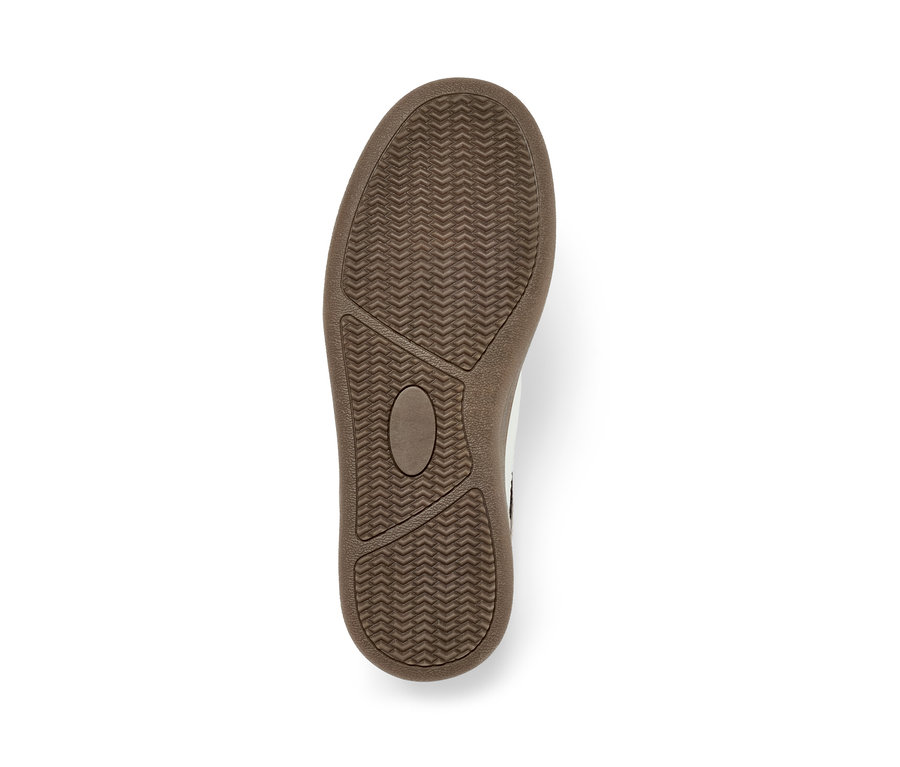 Braune Sohle des Leder-Sneakers.