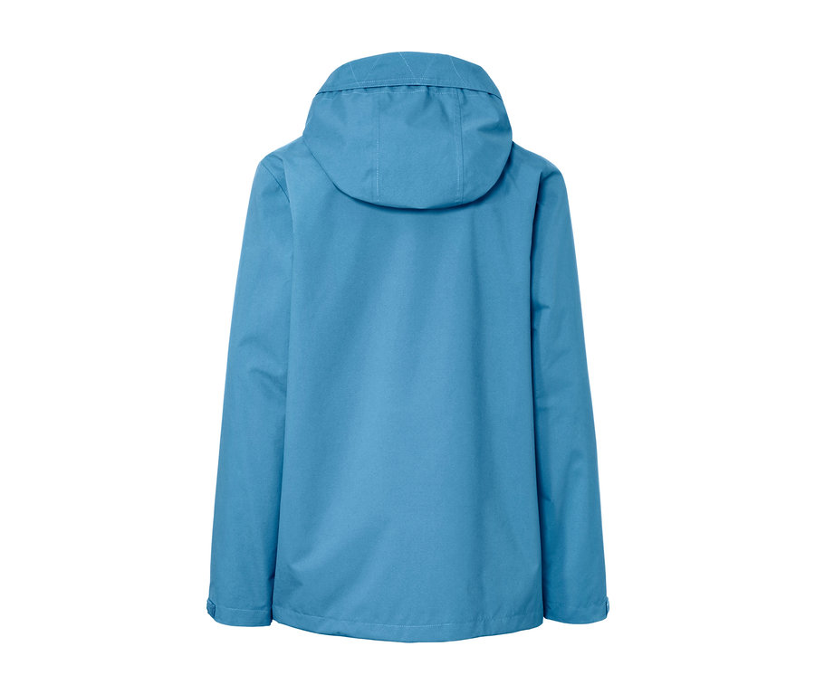 Rückansicht einer blauen Allwetterjacke.
