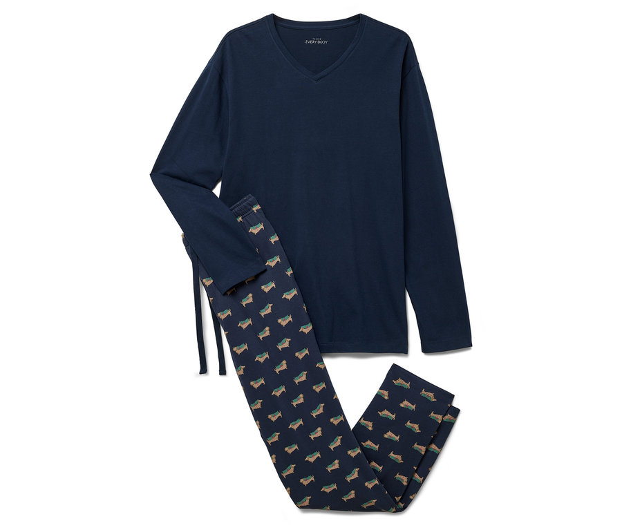 Ein marineblauer Schlafanzug mit langen Ärmeln und einer Hose mit Dackel-Muster.
