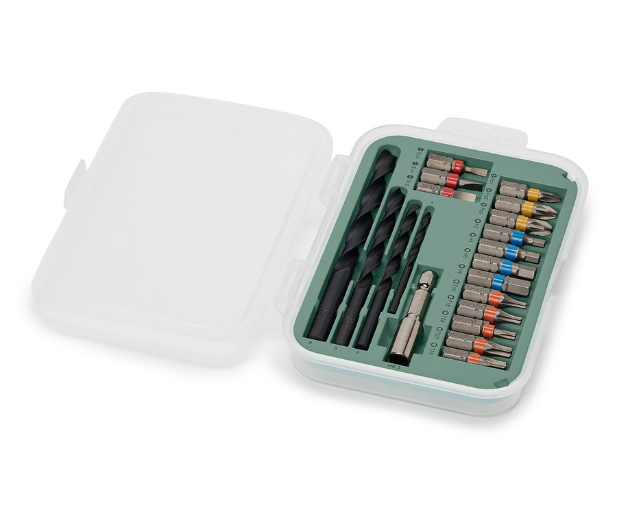 Ein Set für Schraub- und Bohrmaschine in einer offenen Box.