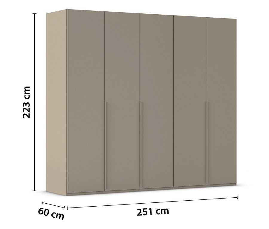 Ein großer, beiger Kleiderschrank mit sechs Türen steht vor einem weißen Hintergrund. Die Maße sind 223 cm hoch, 251 cm breit und 60 cm tief.