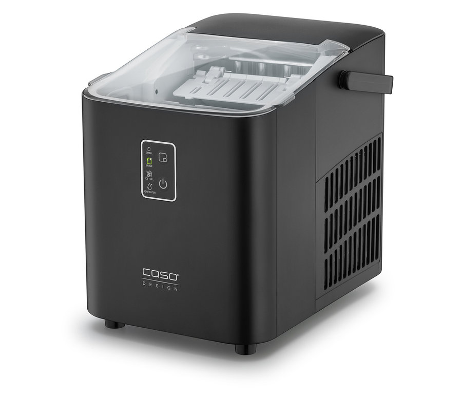 Schwarzer IceChef Compact Eiswürfelbereiter mit transparentem Deckel und Bedienfeld auf weißem Grund.