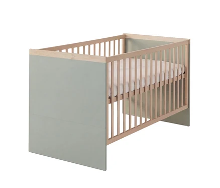 Roba Kinderbett Selva, 70 x 140 cm, in Reed Green und Virginia Chestnut, mit geschlossenen Kopf- und Fußteilen und Gitterseiten, inklusive Matratze und Nestchen.