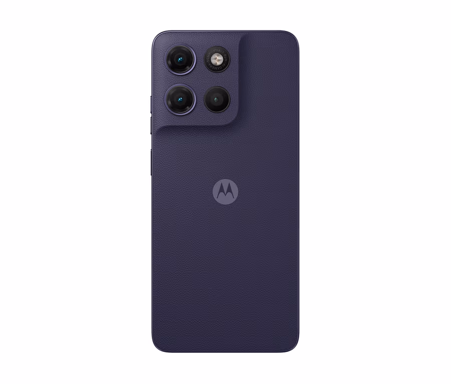 Rückseite eines Motorola moto g17 LTE 128GB in Evening Blue mit drei Kameralinsen und Motorola-Logo.