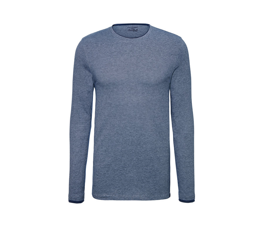 Blaues Langarm-Shirt.