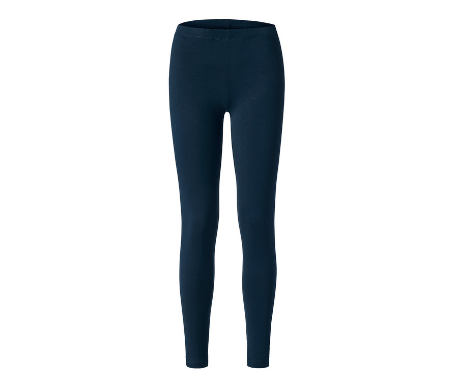 Dunkelblaue Pyjamahose auf weißem Hintergrund.