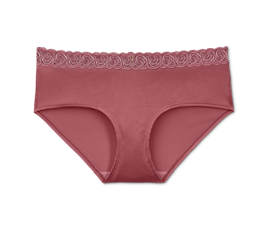 Nahaufnahme von einem einzelnen Slip aus einem 3er-Pack Pantys.