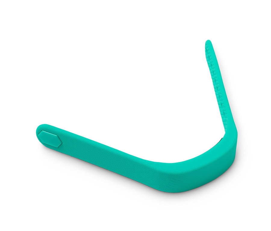 Türkiser Schrittzähler mit Uhr auf weißem Hintergrund.