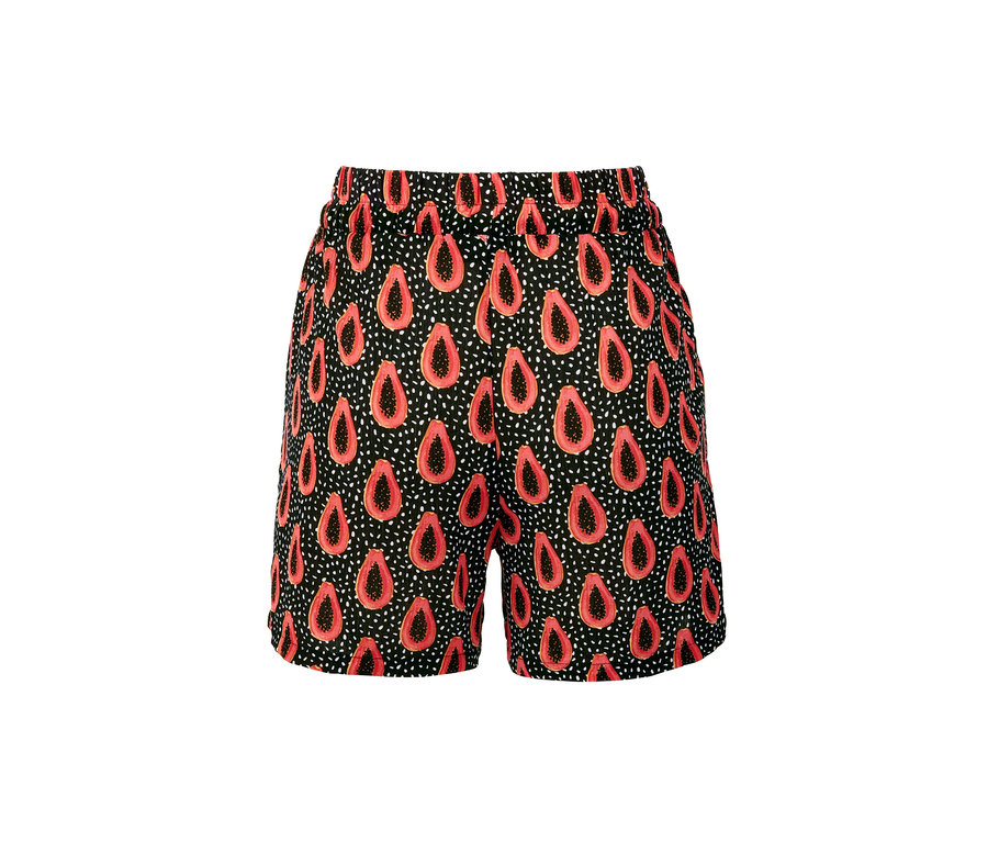 Schwarze Shorts mit Papaya-Muster.