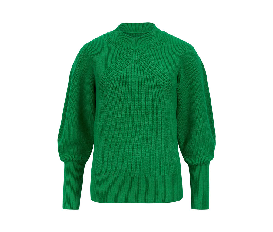 Ein grüner Grobstrickpullover.